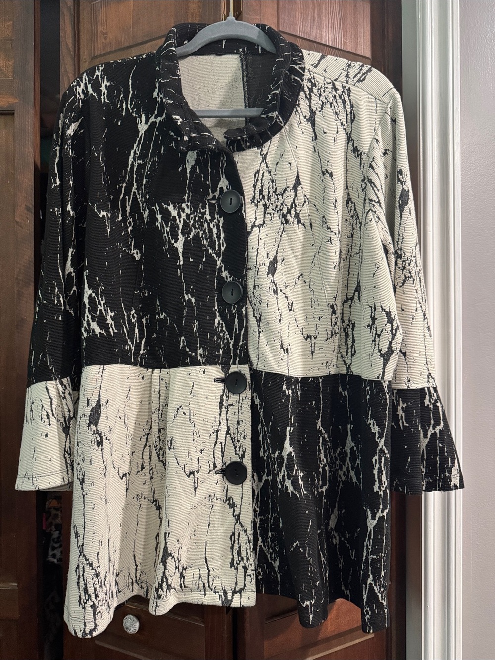 Black & Cream Marble-Print Button Front Jacket